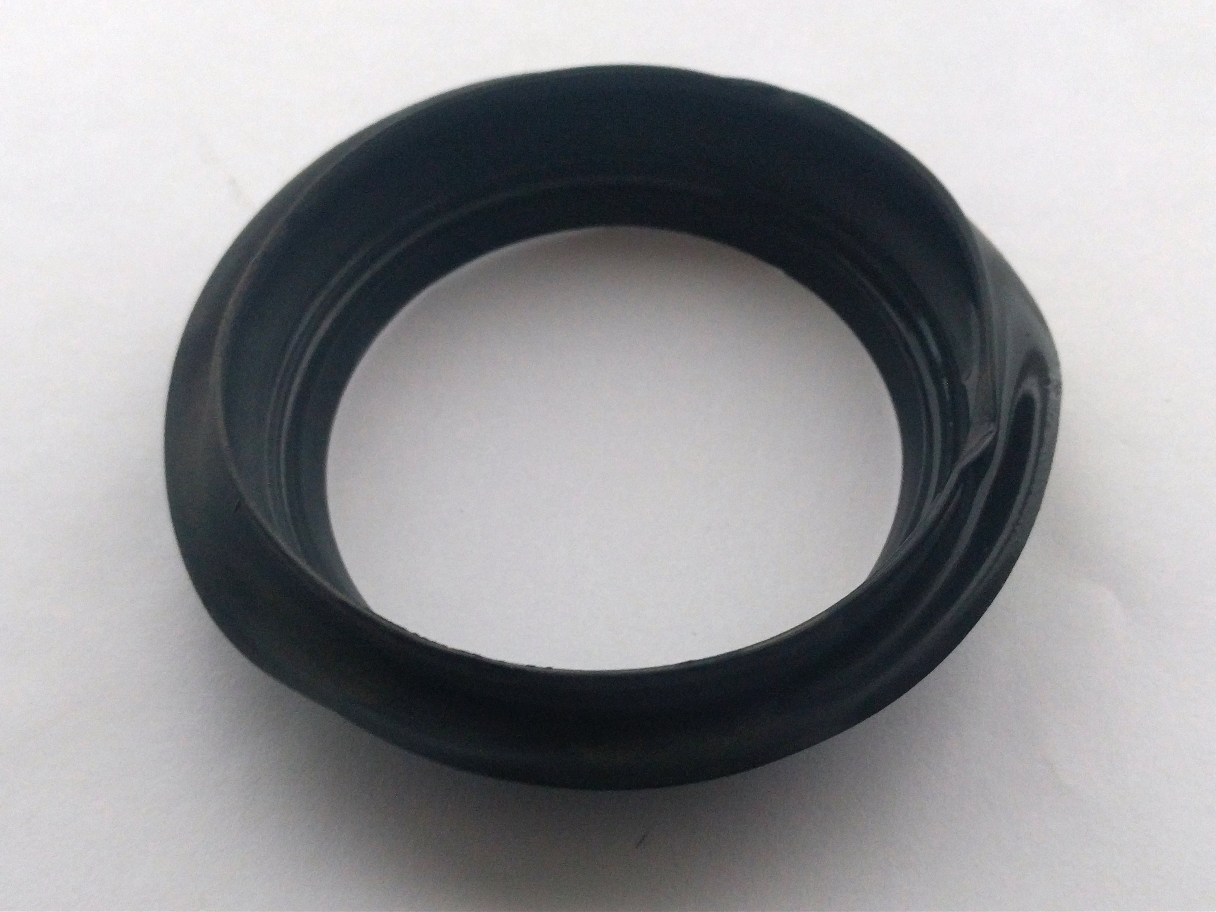 Used Exterior mirror component (Round large internal seal) for BMW 5 Series E34 (1989,1990,1991,1992,1993,1994,1995 525i,530i,535i,540i,M5).